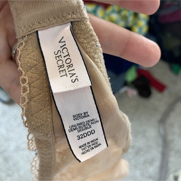 ⭐ 3/$15 Victorias Secret 32DDD Tan Lace Unlined Demi Bra With Adjustable Straps - Picture 5 of 5
